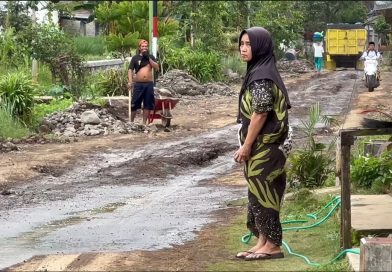 Rusak Jalan Desa, Warga Minta Tambang Diduga Ilegal di Songgon Ditutup