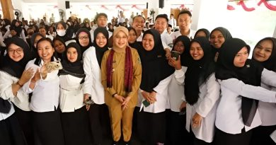 Banyuwangi Angkat 2.600 Tenaga Pendidikan Jadi PPPK, Penataan Honorer Dipercepat. Banyuwangi Angkat 2.600 Tenaga Pendidikan Jadi PPPK, Penataan Honorer Dipercepat.