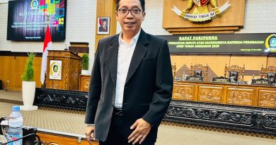 DPRD Banyuwangi Tegaskan Dukungan Penuh pada Satpol PP dalam Pembongkaran Baliho Ilegal.