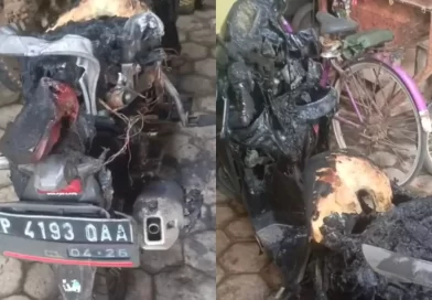 Diduga Menjadi Penyebab Motor Honda Vario Hangus Terbakar di Dalam Rumah Warga Kecamatan Pesanggaran Banyuwangi.