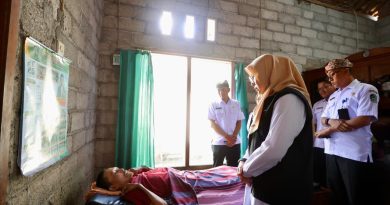 Bupati Ipuk Ngantor di Tiga Desa Purwoharjo, Hadirkan Layanan Kesehatan hingga Penguatan Ekonomi Warga.