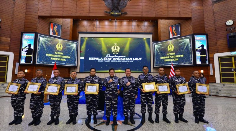Wow, Lanal Banyuwangi Raih Penghargaan Penegakan Hukum di Wilayah Kerja dari KASAL.