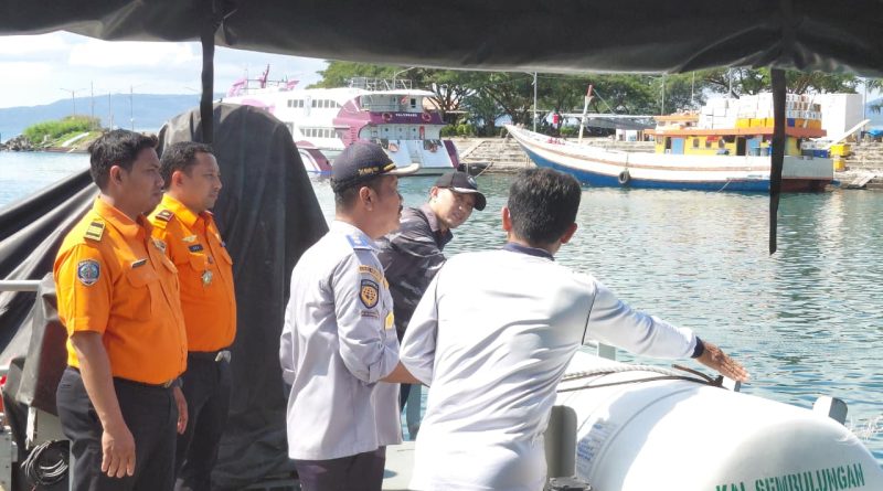 Penempatan Kapal SAR Widura 225 di Banyuwangi, Basarnas Survei Lokasi Sandar di Boom Marina. Penempatan Kapal SAR Widura 225 di Banyuwangi, Basarnas Survei Lokasi Sandar di Boom Marina.
